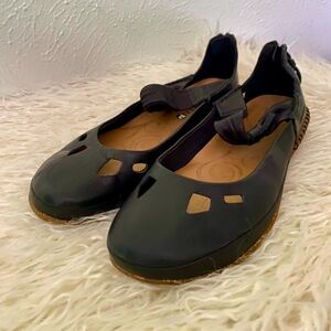 Merrell Women Size 6 36 Black Emme Leather Ankle Strap Zip Mary Jane Sport Shoe